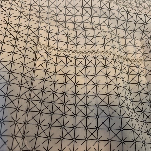 Intercontinental Apparel Inc Ivory and Black Blouse - Picture 3 of 16